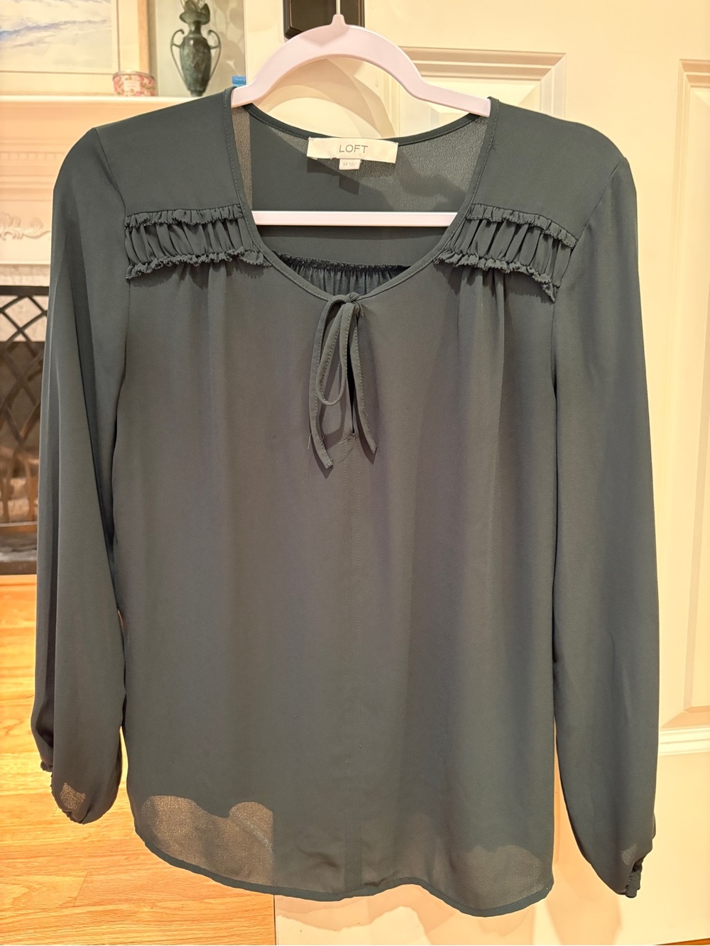 LOFT Women's Forest Green Tie-Neck Long-Sleeve Blouse